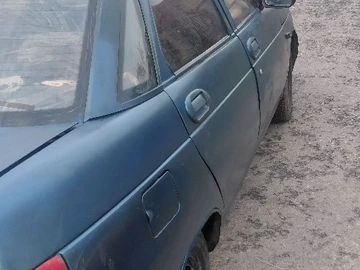 Авто ВАЗ 2110 2001 № 8949415