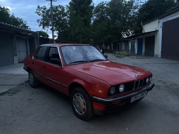 Авто BMW 3 Серия 1986 № 8949417