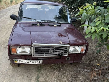 Авто ВАЗ 2107 1986 № 8949629