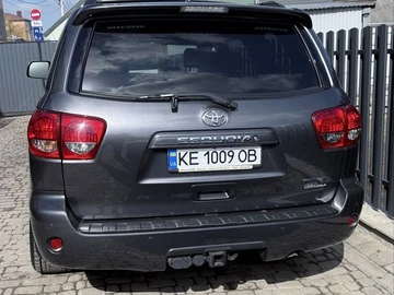 Авто Toyota Sequoia 2016 № 8949640