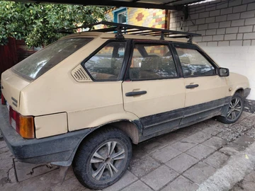 Авто ВАЗ 2109 1989 № 8949767