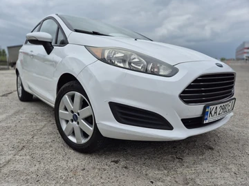Авто Ford Fiesta 2015 № 8950056