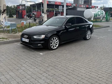 Авто Audi A4 2013 № 8950107