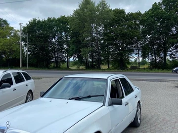 Авто Mercedes W124 1995 № 8950174