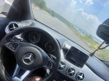 Авто Mercedes 200 2015 № 8950187