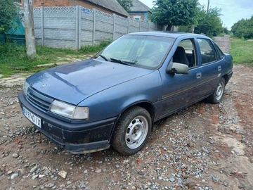 Авто Opel Vectra 1989 № 8950218