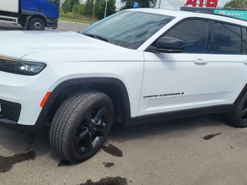 Авто Jeep Grand Cherokee 2024 № 8950237