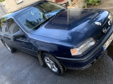 Авто Opel Vectra 1990 № 8950238