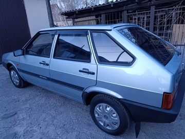 Авто ВАЗ 2109 1998 № 8950641