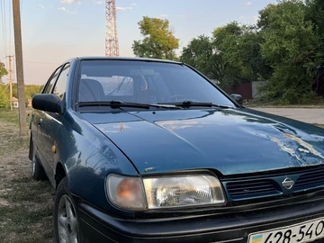 Авто Nissan Sunny 1995 № 8950665