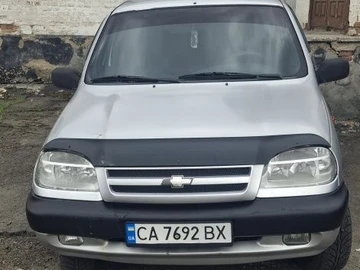 Авто Chevrolet Niva 2005 № 8950752