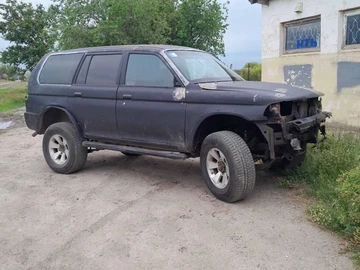 Авто Mitsubishi Montero 1997 № 8950945