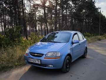 Авто Chevrolet Aveo 2005 № 8950953