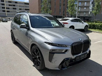 Авто BMW X7 2024 № 8951149