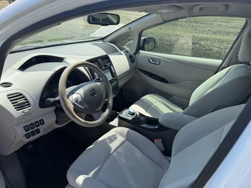 Авто Nissan Leaf 2013 № 8951155