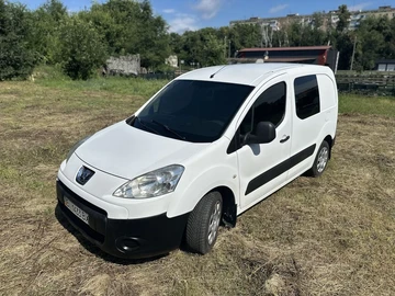 Авто Peugeot Partner 2010 № 8951590