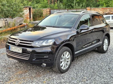 Авто Volkswagen Touareg 2014 № 8951896