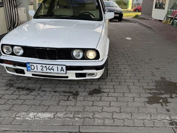 Авто BMW 3 Серия 1990 № 8952025