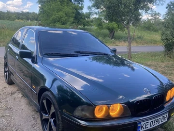 Авто BMW 5 Серия 2001 № 8952095