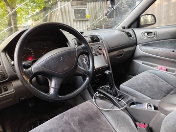 Авто Mitsubishi Galant 2000 № 8952266