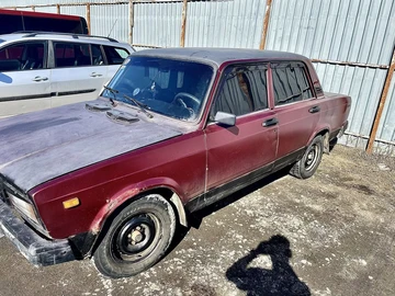 Авто ВАЗ 2107 1997 № 8952277