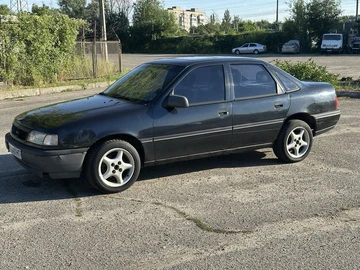 Авто Opel Vectra 1991 № 8952288