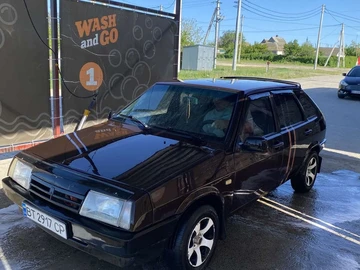 Авто ВАЗ 2109 1988 № 8952307