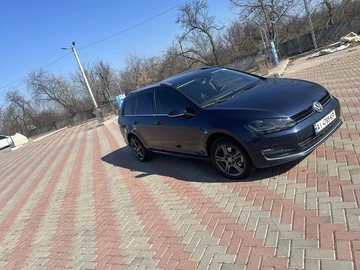 Авто Volkswagen Golf 2015 № 8952363