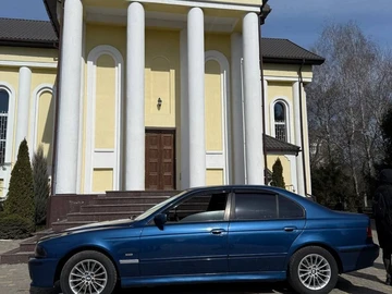 Авто BMW 5 Серия 2001 № 8952375