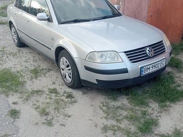 Авто Volkswagen Passat Sedan 2000 № 8952469