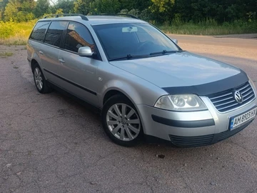 Авто Volkswagen Passat Variant 2003 № 8952586