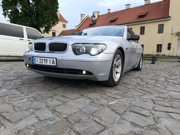 Авто BMW 7 Серия 2002 № 8952602