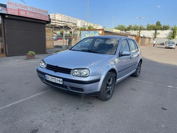 Авто Volkswagen Golf 2002 № 8952606