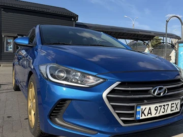 Авто Hyundai Elantra 2018 № 8952714