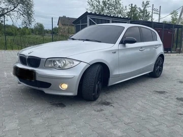 Авто BMW 1 Серия 2004 № 8952798