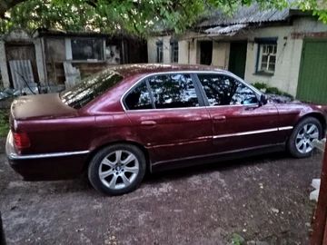 Авто BMW 7 Серия 2002 № 8952807