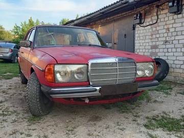 Авто Mercedes 300 1979 № 8952911