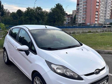 Авто Ford Fiesta 2012 № 8952913