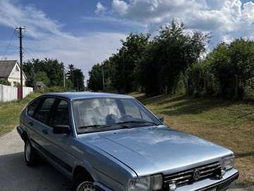 Авто Volkswagen Passat Cc 1988 № 8952920