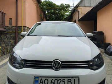 Авто Volkswagen Polo 2011 № 8953028