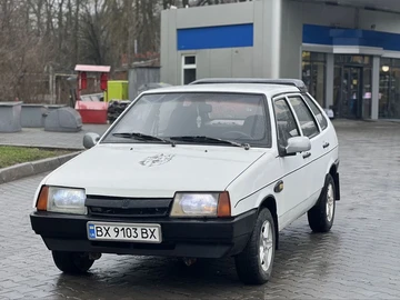 Авто ВАЗ 2109 1989 № 8953031