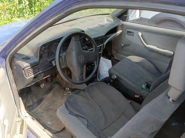 Авто Opel Kadett 1989 № 8953148