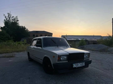 Авто ВАЗ 2107 1995 № 8953227