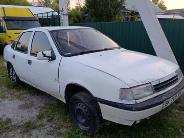 Авто Opel Vectra 1989 № 8953321