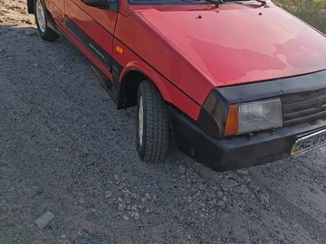 Авто ВАЗ 2109 1988 № 8953343