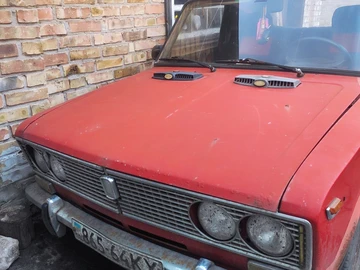 Авто ВАЗ 2103 1976 № 8953436