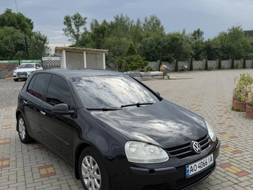 Авто Volkswagen Golf 2003 № 8953451