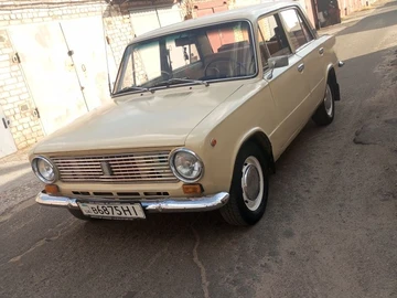 Авто ВАЗ 2101 1987 № 8953554