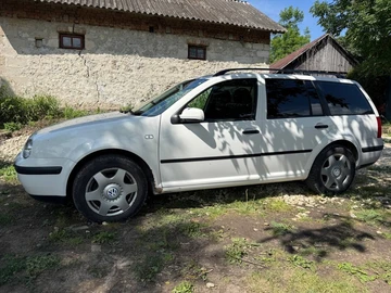 Авто Volkswagen Golf 2002 № 8953591