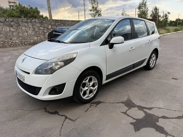 Авто Renault Grand Scenic 2010 № 8953630